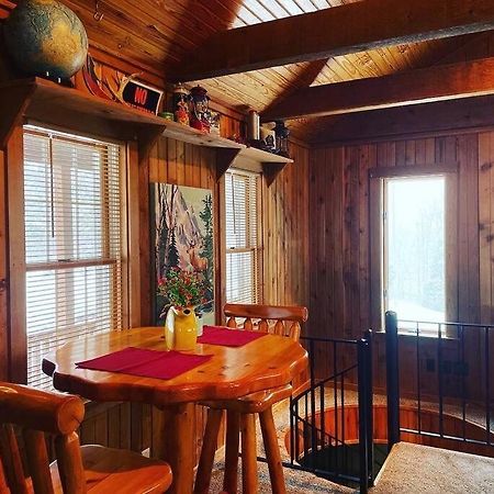 יוריקה ספרינגס Eagle Crest Cabin, White River View With Hottub מראה חיצוני תמונה